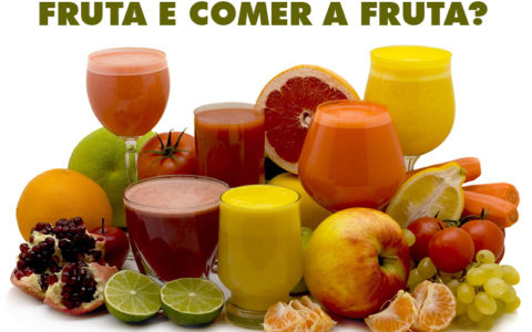 Você sabe a diferença entre tomar um suco de fruta e comer a fruta?